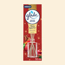 Glade Limited Edition Raumduft Warm Apple Pie mit Duftstäbchen im Glas – Apfel-Zimt-Duft für gemütliche Atmosphäre.